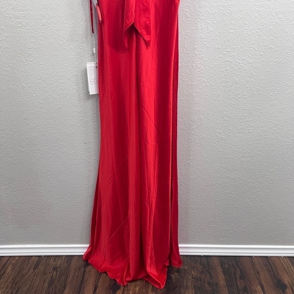 NEW $598 MAC DUGGAL 49520 RED KEYHOLE HALTER EMPIRE WAIST SATIN GOWN Size 10 - Picture 11 of 16